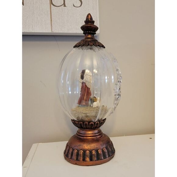 Liushi Retro Music Box Nativity Sculpture Figure 12" - Picture 5 of 7